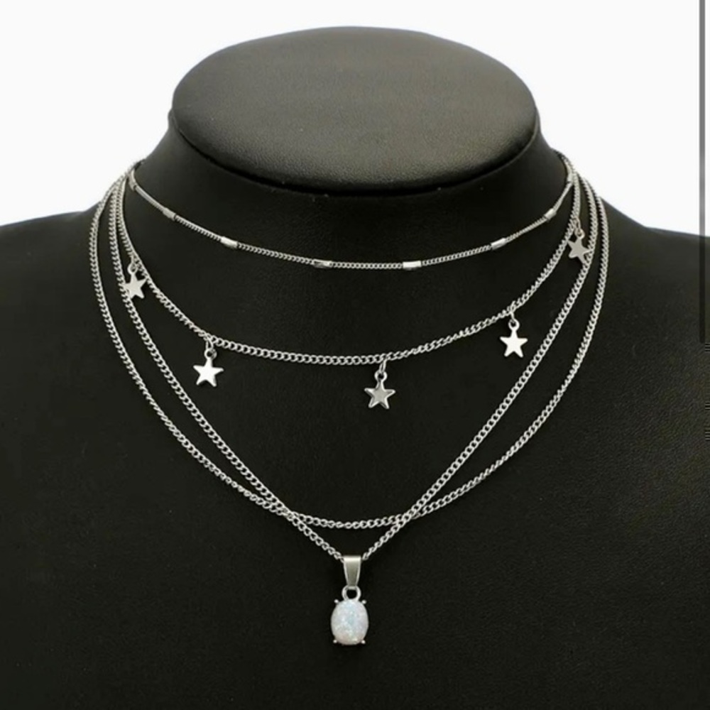 🆕 Boho Multi Layered Star Necklace